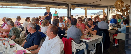 Les frégatistes à la plage